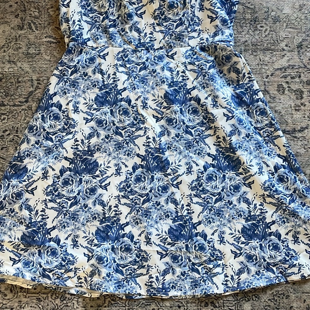 SHEIN Floral Mini Dress - Picture 2 of 7